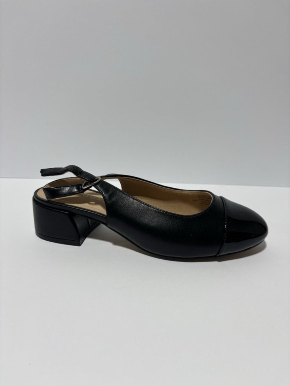 Journee Collection Women’s Sammie Black Slingback Pumps, Size 7.5 Wide